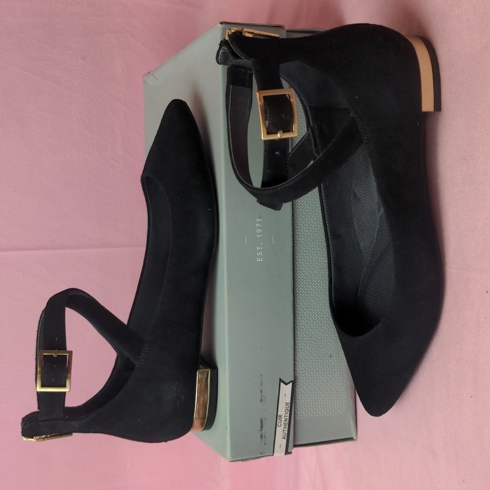 Rockport Adelyn Ankle Strap Black Gold Contrast Flats size 5.5